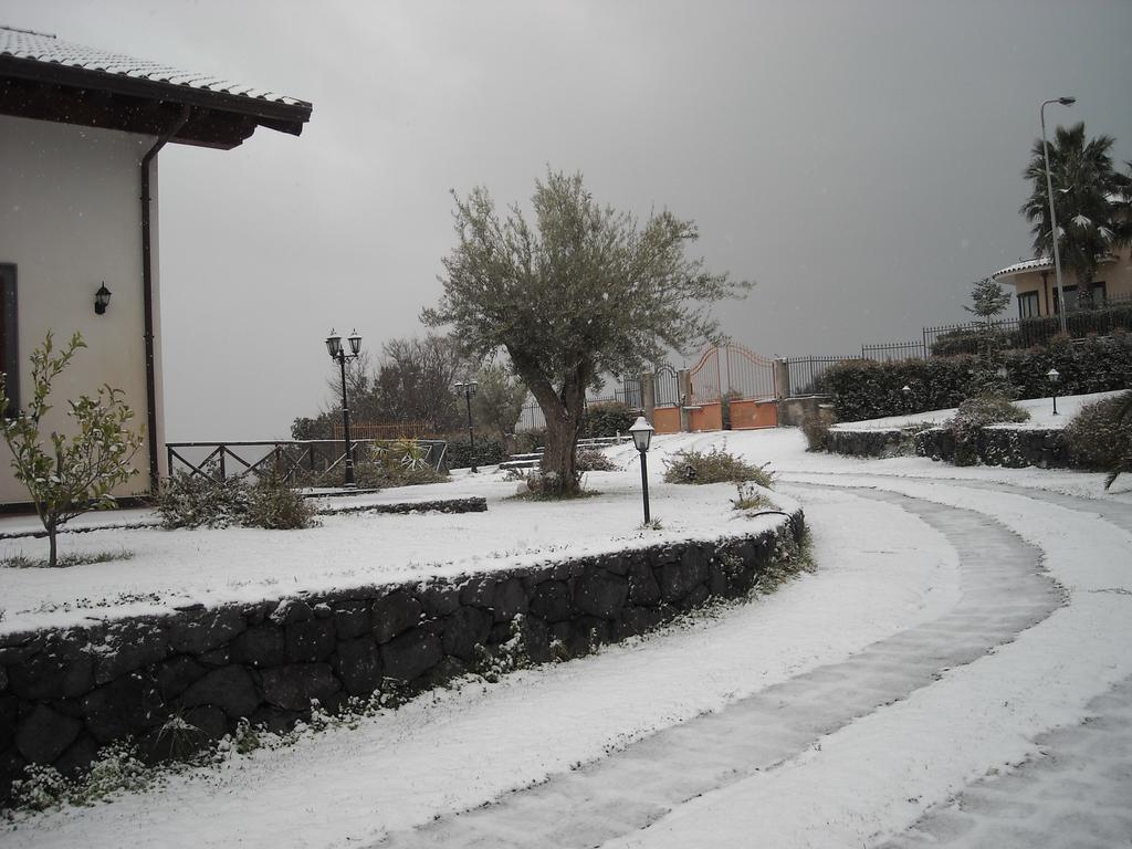 Aurora Dell'Etna Bed & Breakfast Zafferana Etnea Exterior photo